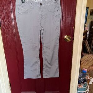 SO Gray Straight-Leg Women's Jeans